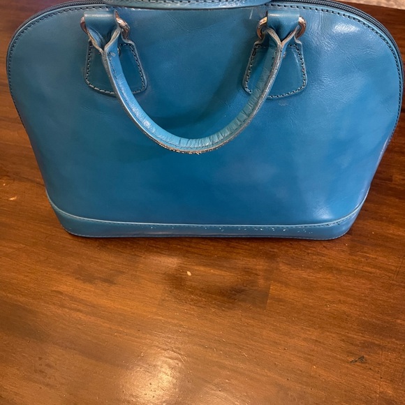 Elegant Blue Leather Handbag - Picture 1 of 5